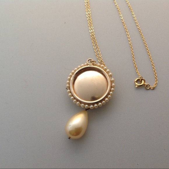 Vintage 40's faux pearl pendent - Picture 2 of 4